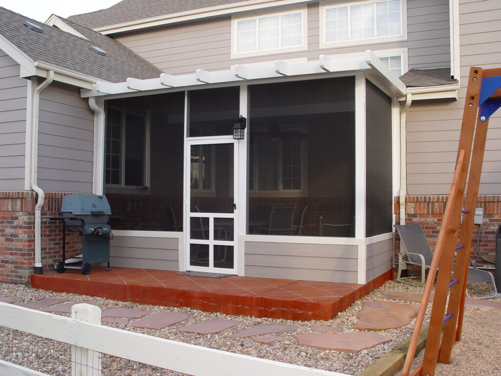 Screened in porch