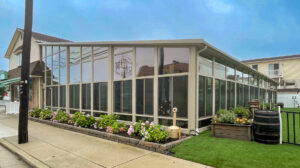 Sunroom SNRM Stdio PV Ut Lt Ss Outsd Day Signa CmL SRA NJ 0001 300x168