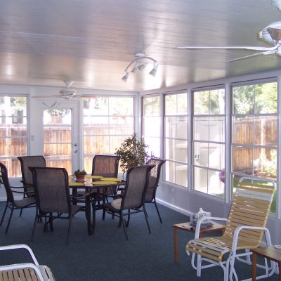 EZE-Breeze Room