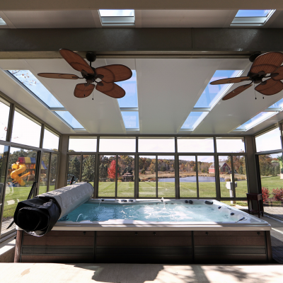 Website Sunroom over hot tub SNRM StudioSkyV VV Ut Lt Ss Insd Day 0001 SwimSpaSte